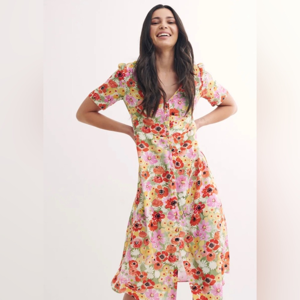 Nobody’s Child Alexa Midi Dress in Big Green Floral - UK18/US14